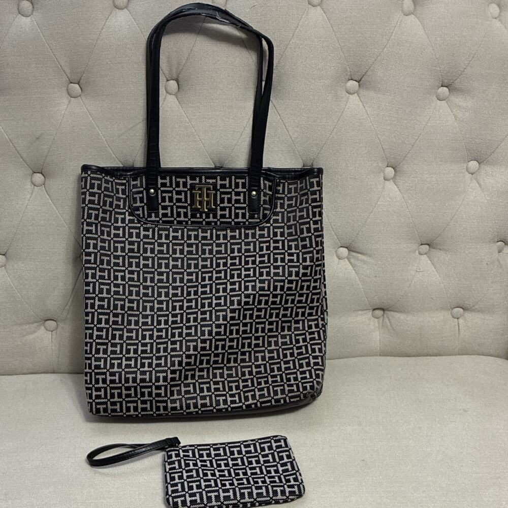 Tommy Hilfiger Monogram Tote Bag Wristlet Pouch 2pc Black White Jacquard Logo